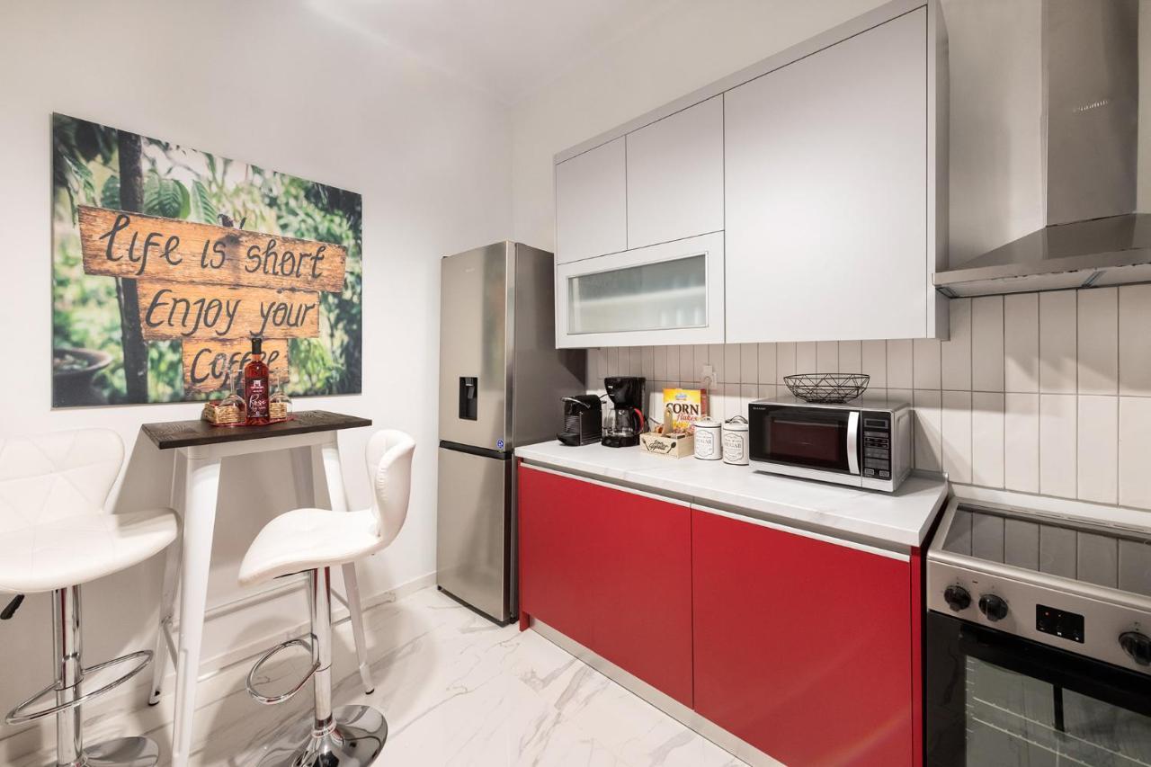 Porto Sea View Apartments - Mitropoleos 127 Солун Екстериор снимка
